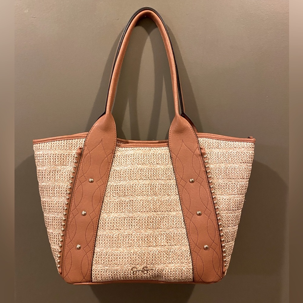 Jessica Simpson Straw bag/ beach tote/ Gently used